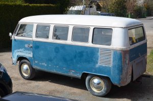 original-paint-seablue-1967-volkswagen-bus