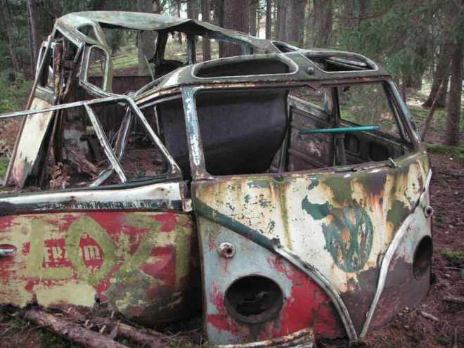 vw-splitbus-wreck-barnfind-kohlruss-barndoor-coachbuild