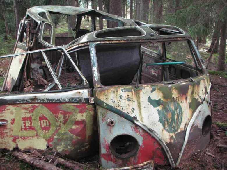 vw-splitbus-wreck-barnfind-kohlruss-barndoor-coachbuild