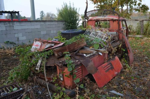 vwt1-wrack-pritsche-oldimer-scheunenfund-wien