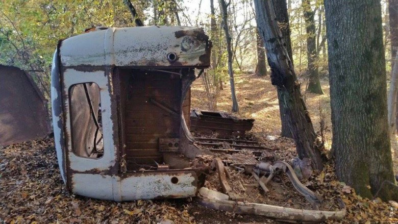 liebhaber-sucht-alte-vw-bus-kaefer-wracks-t1-t2-scheunenfunde