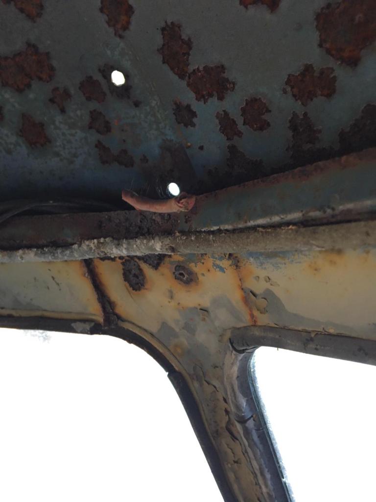 roof-holes-additional-headlights-vw-kastenhofer