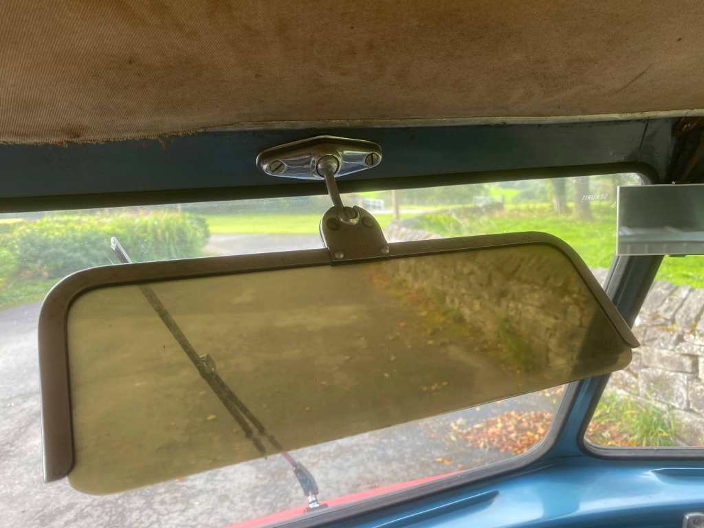 special-sunvisor-coachbuilt-vw-barndoor-bus