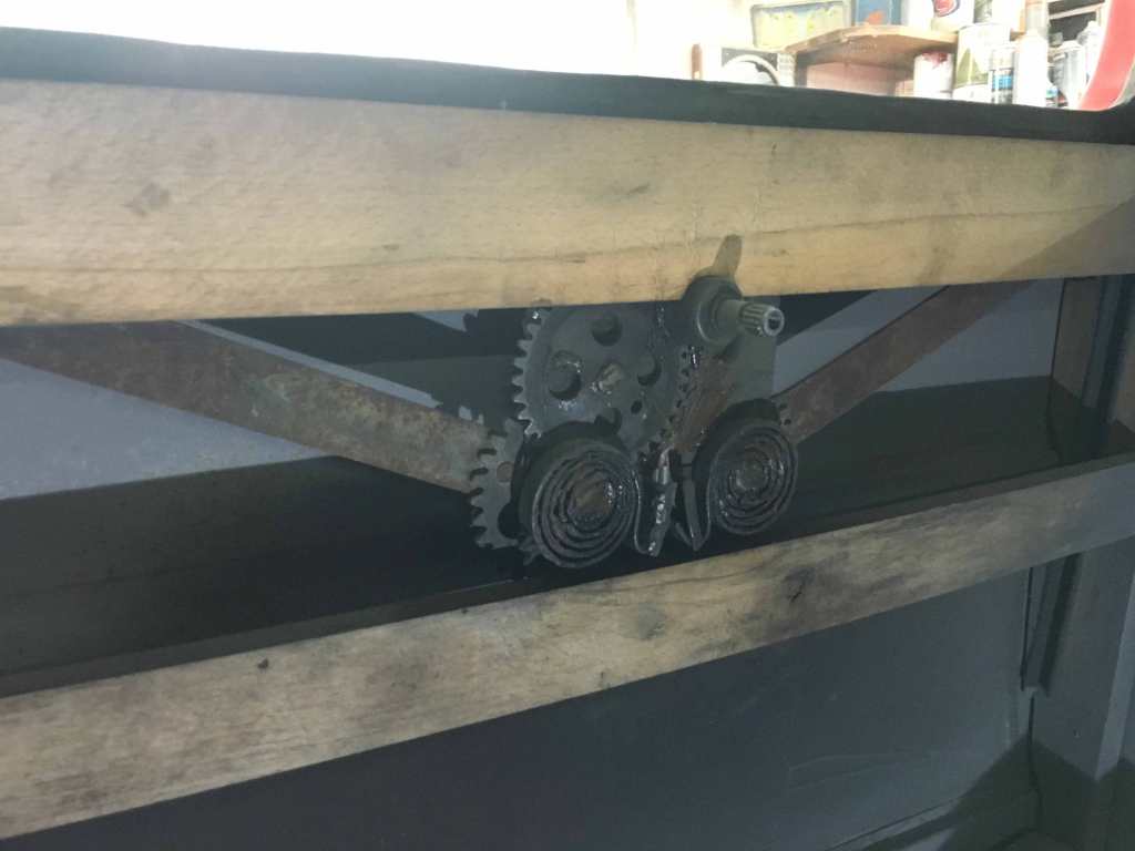 vw-splitbus-window-crank-function-mechanism