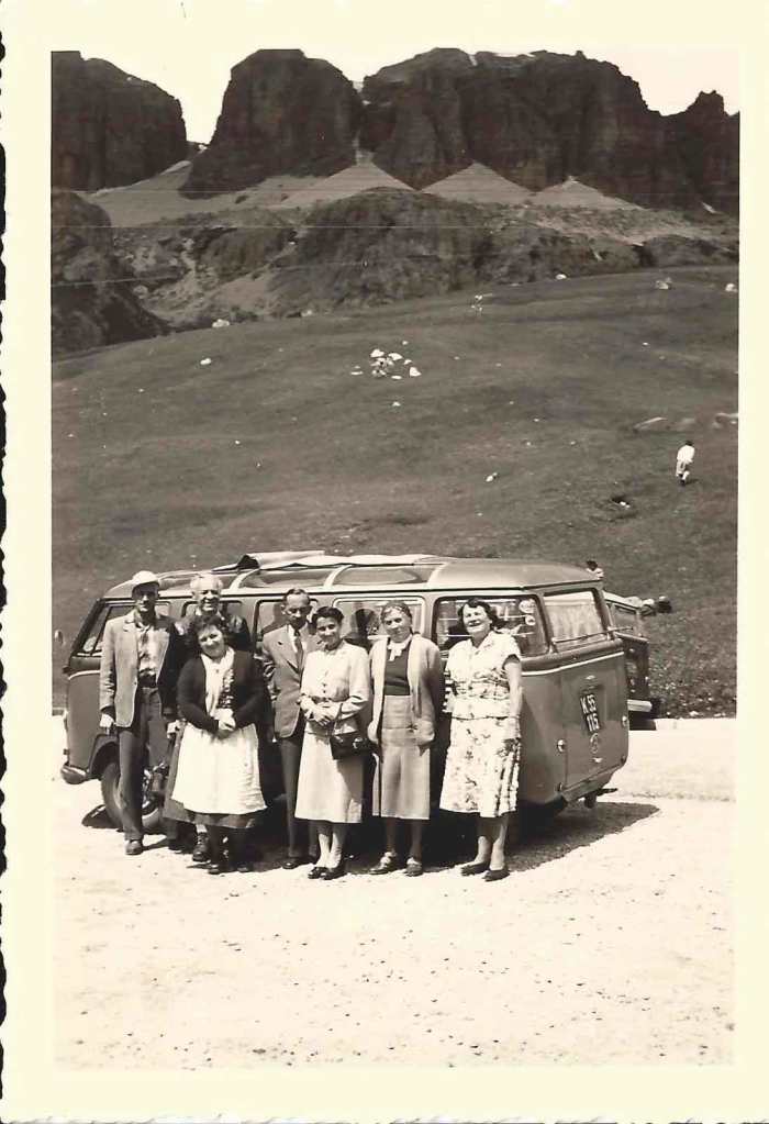 Goeppel-VW-Ausflugsbus-Kaernten