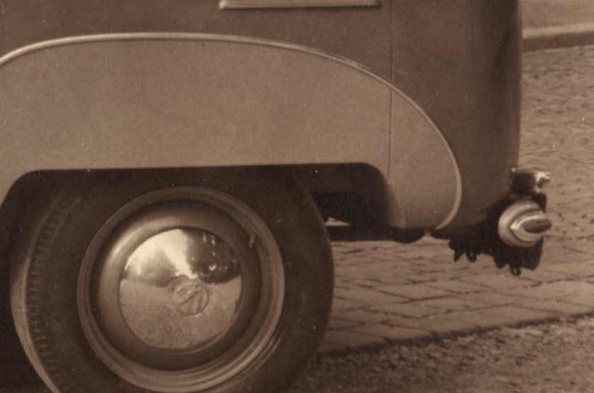 Goeppel-VW-Deluxe-Bus-detail-custom-rear-bumper