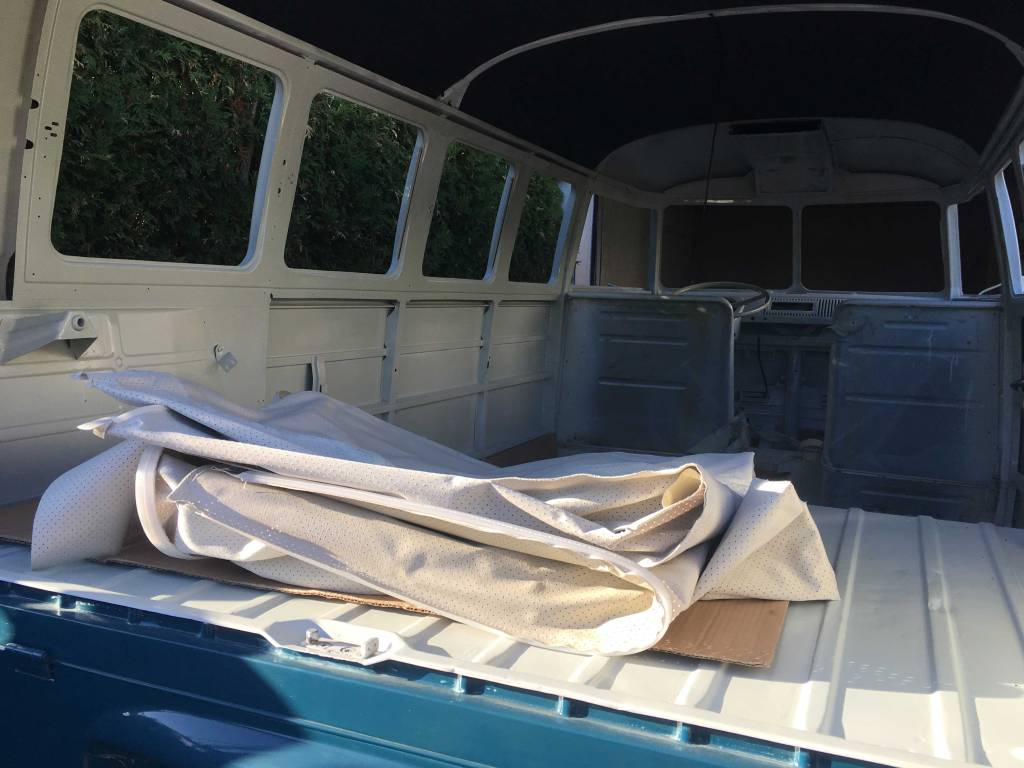 installation-einbau-himmel-vw-t1-bus-1967