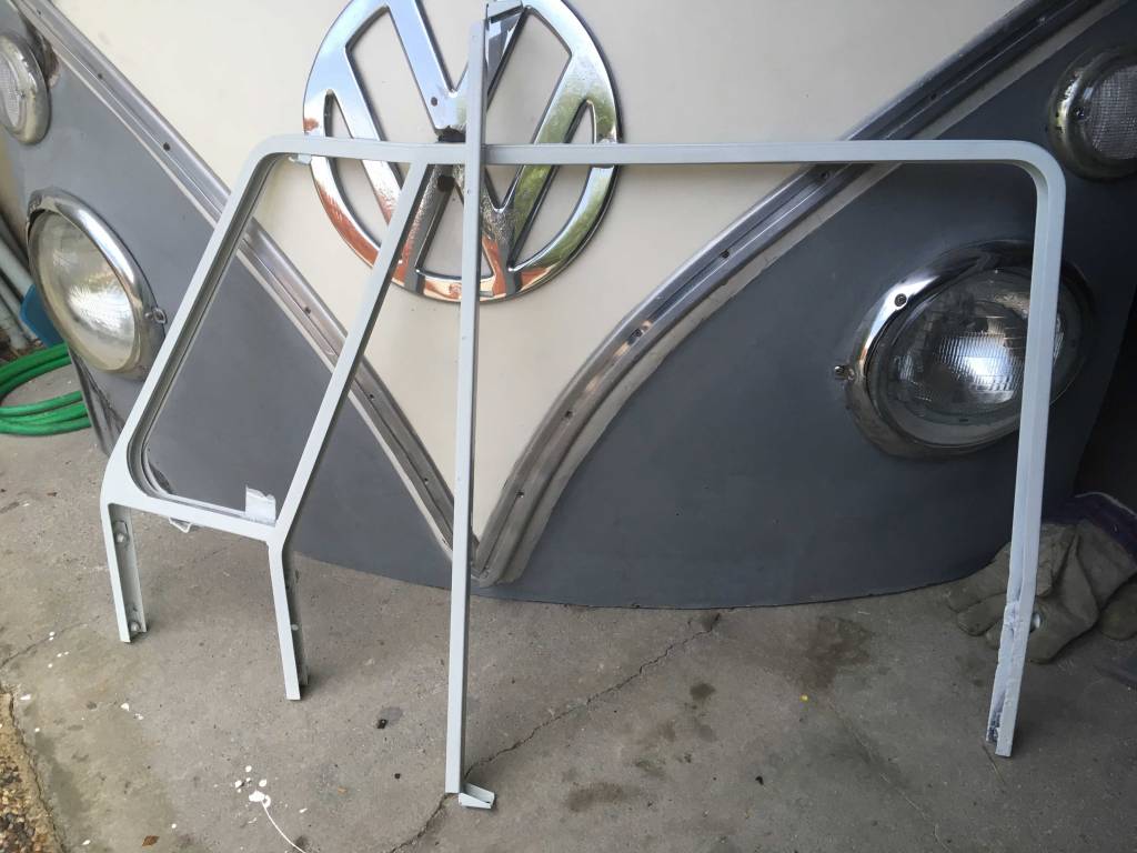 volkswagen-splitbus-front-door-window-frame