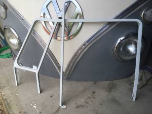 volkswagen-splitbus-front-door-window-frame