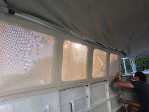 Volkswagen-t1-bus-himmel-einbau-arbeiten