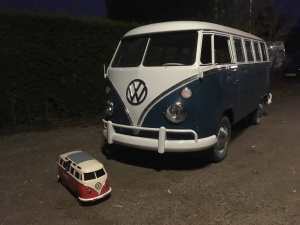 volkswagent1-bus-gross-klein