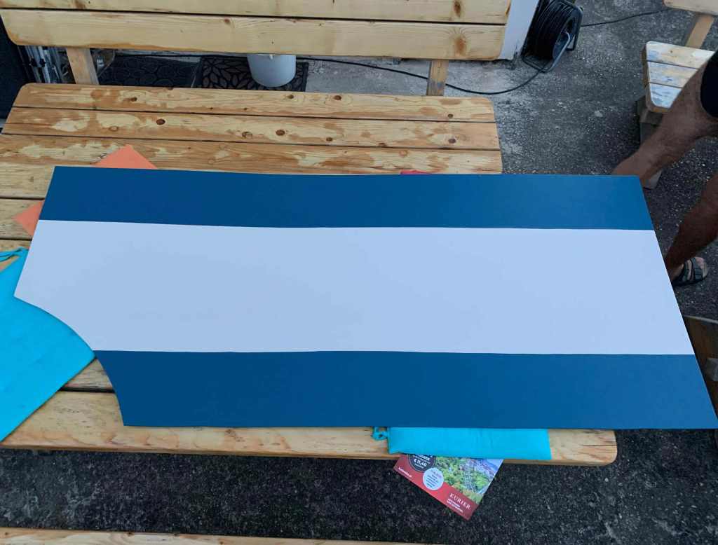 interior-cardboards-seablue-vwt1-bus