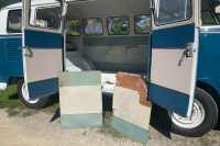 old-aeropapyrus-new-seablue-vwt1-bus-upholstery