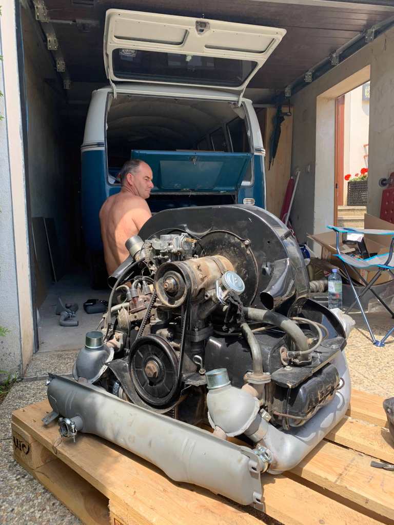 oldtimer-restauration-blog-oesterreich-vwt1-motor-ausbau