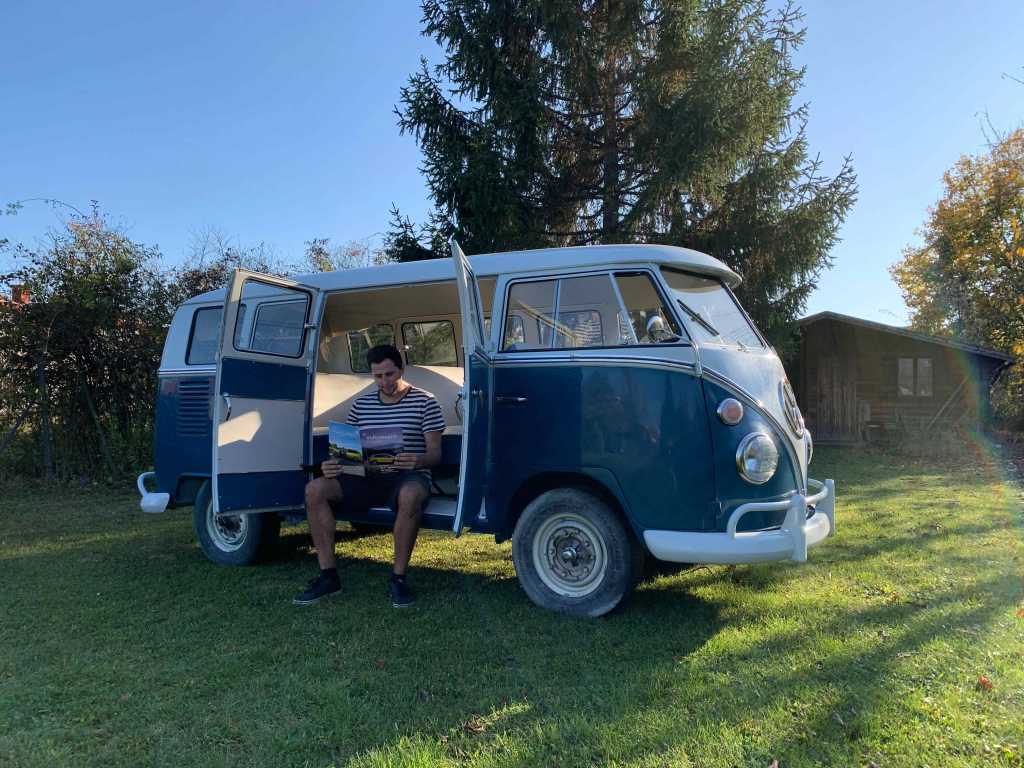reading-volkswagen-magazine-about-our-splitbus