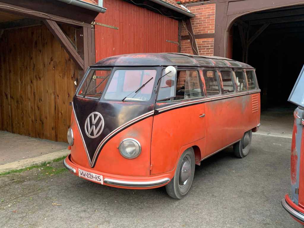 Volkswagen-T1-Bus-1952-Samba-Barndoor-Bulli