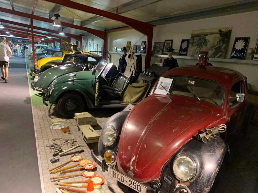 Volkswagen-Typ1-Kaefer-Einsatzfahrzeuge-Privatsammlung-Grundmann