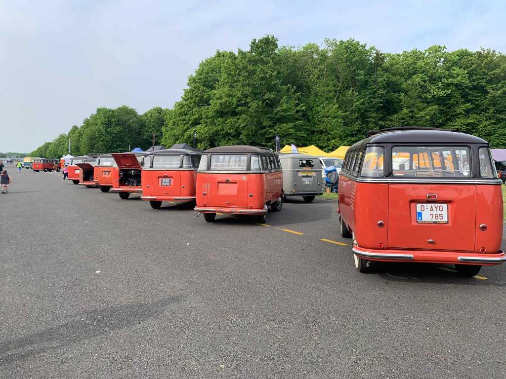 Barndoor-Gathering-2023-BenPon-Show-Enschede-Samba-VW-Bus