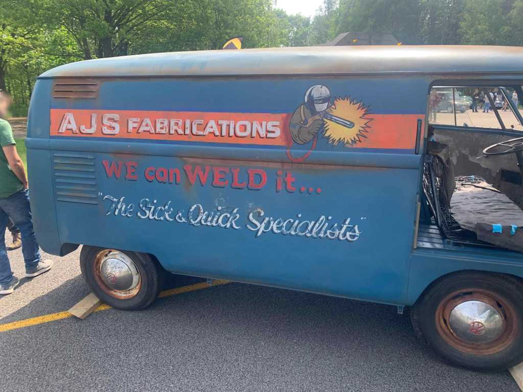 Barndoor-VW-Bus-Logo-Panel