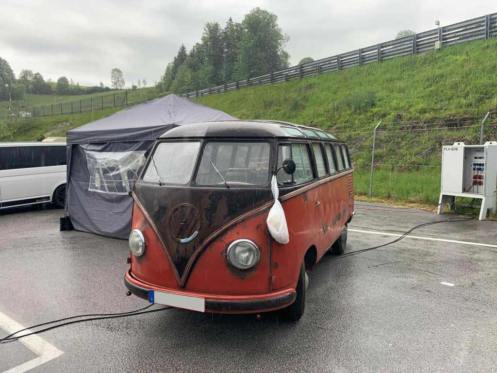 Barndoor-VW-T1-Samba-75er-Bullitreffen-Salzburg