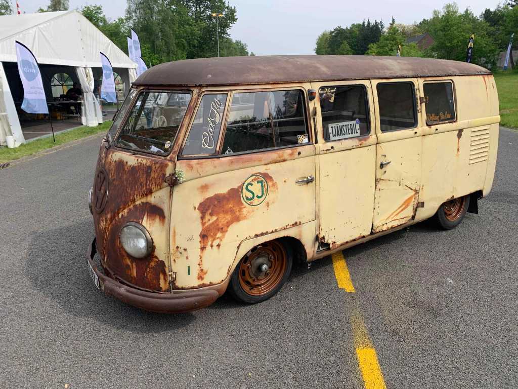 Swedish-Barndoor-Bus-Skogsvrak-BenPon-Show-2023