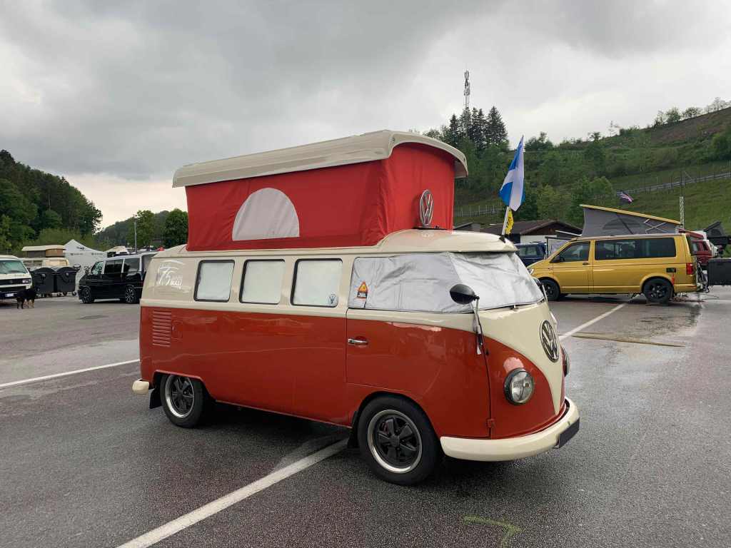 Volkswagen-Bus-Treffen-Salzburg-VW-T1-aus-Schottland