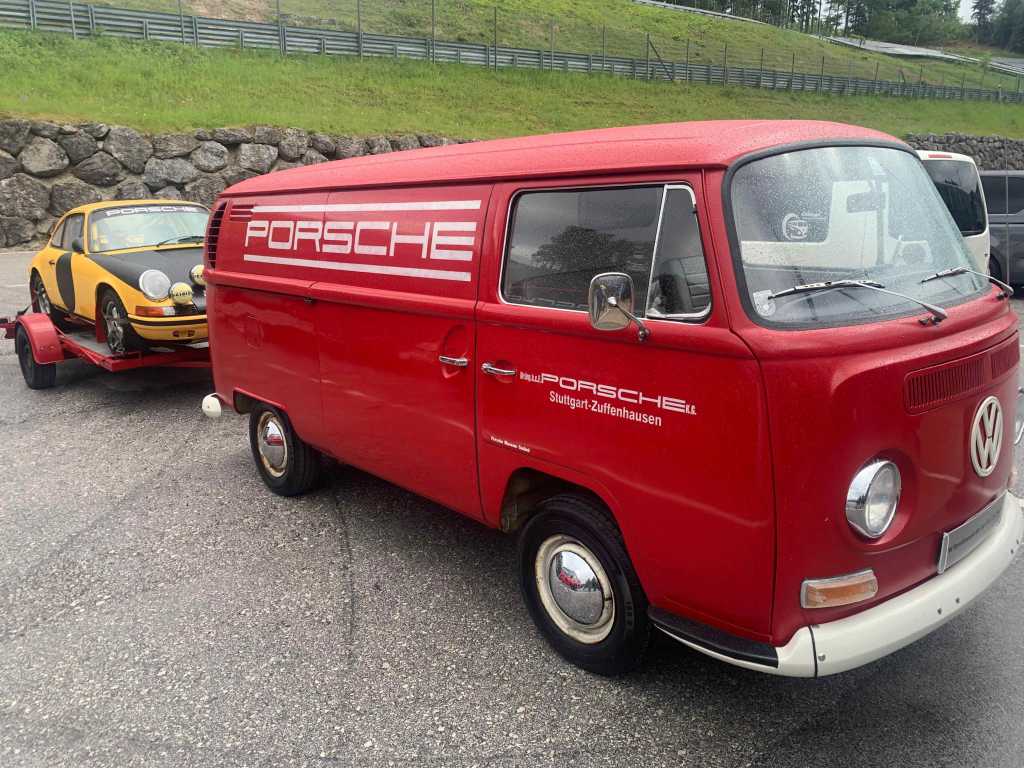 VW-T2a-Kastenwagen-Porsche-Museum-Gmuend