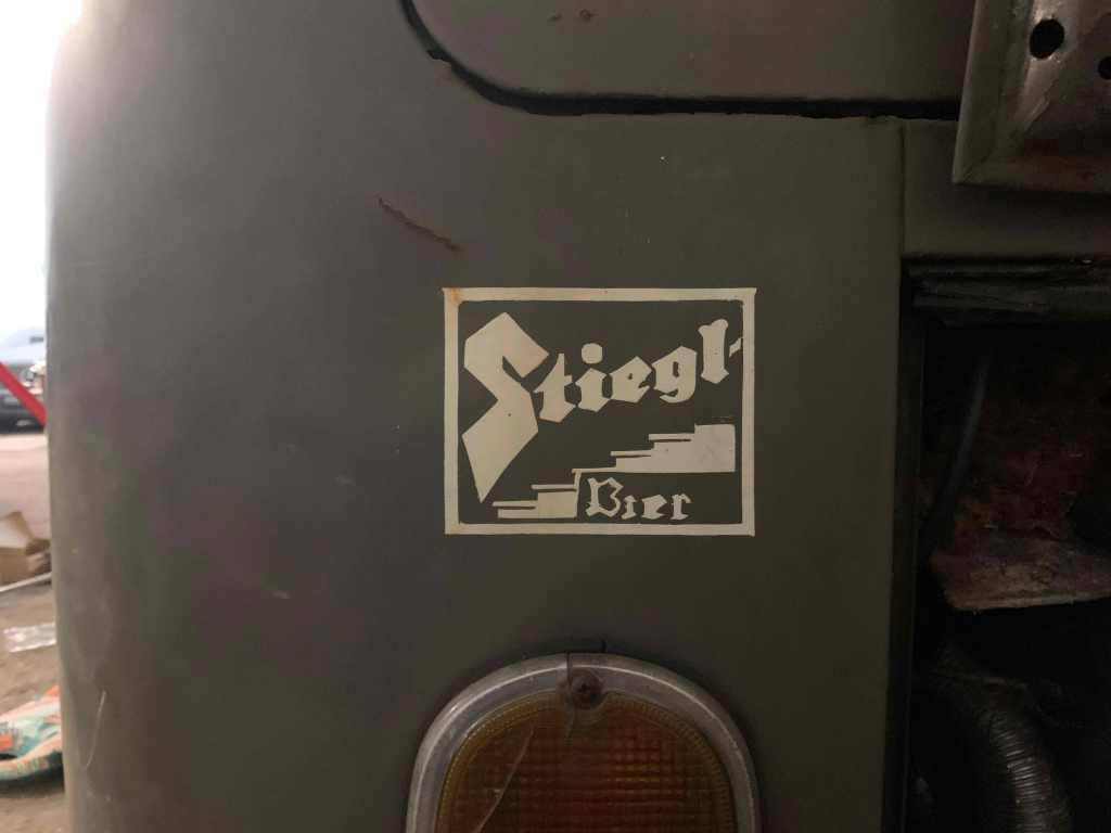 VW-Bus-Bundesheer-Stiegl-Einheit